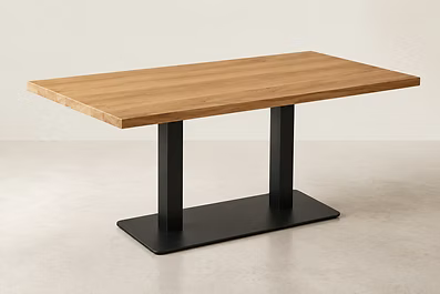 Table en chêne massif vernis naturel – Pied acier noir – Fabrication française