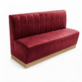 Banquette Rivoli en velours Casino Deep Red — Coutures verticales et plinthe bois