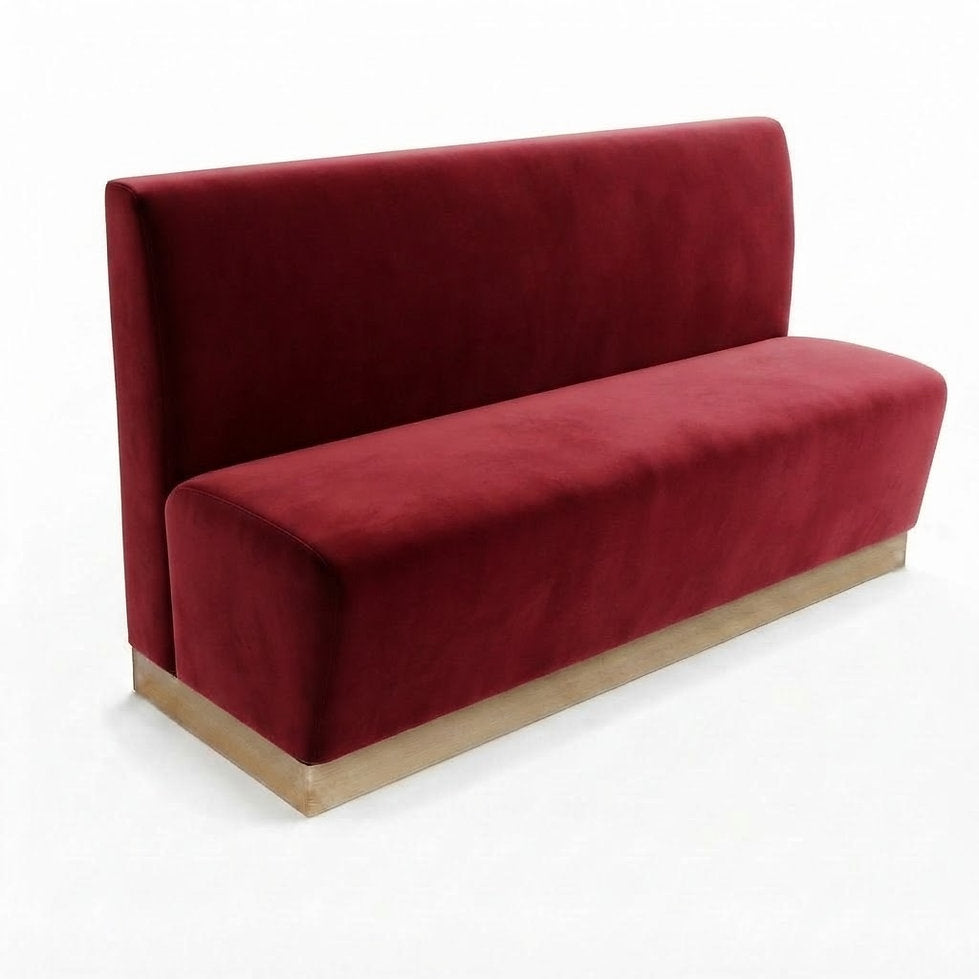 Banquette Treviso en velours Casino Deep Red – Dossier lisse et plinthe bois 10 cm